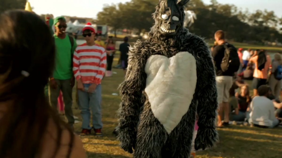 43566995-00_47_28_24-still021